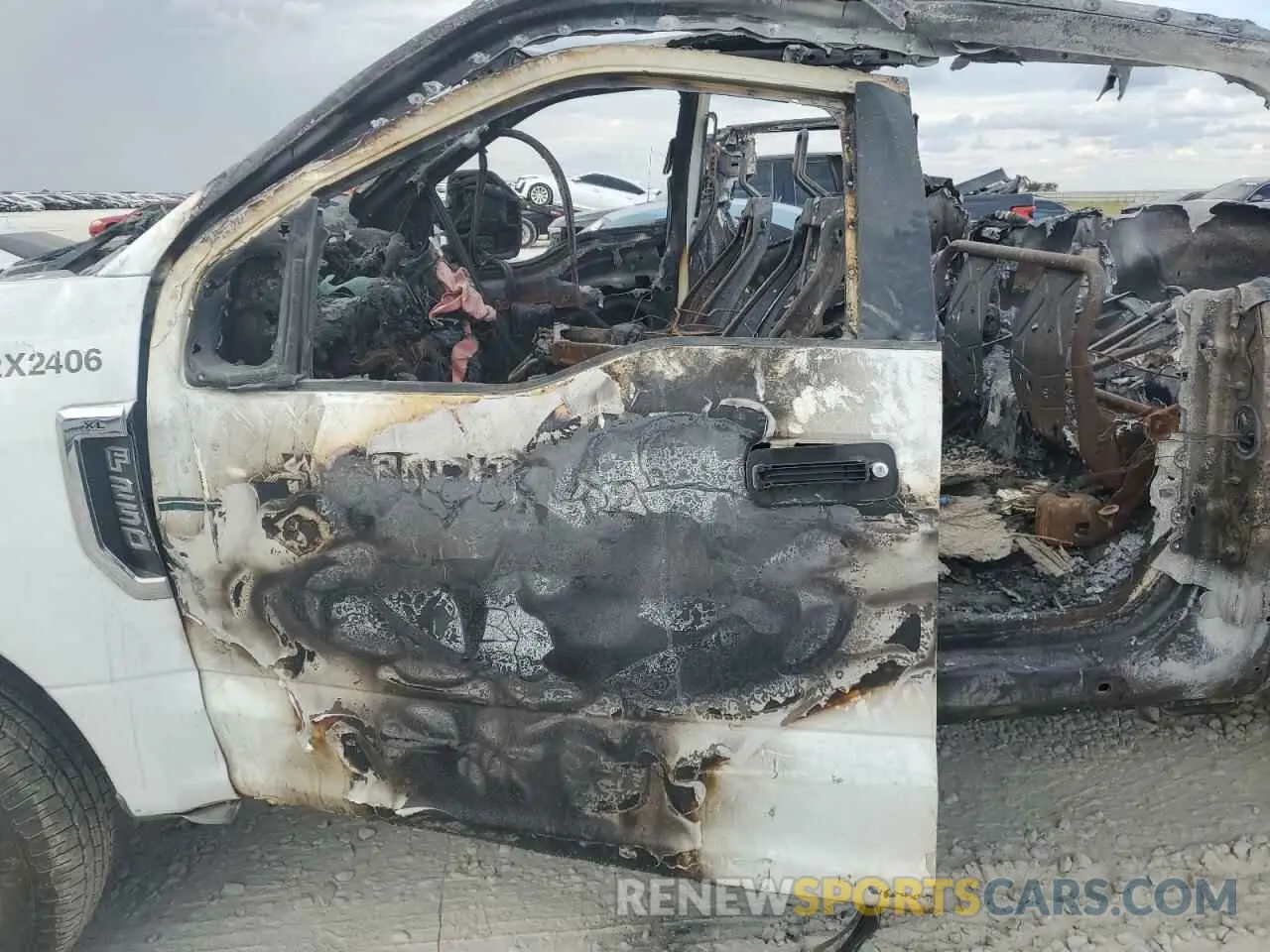 7 Photograph of a damaged car 1FT7X2A61NEF36541 FORD F250 2022