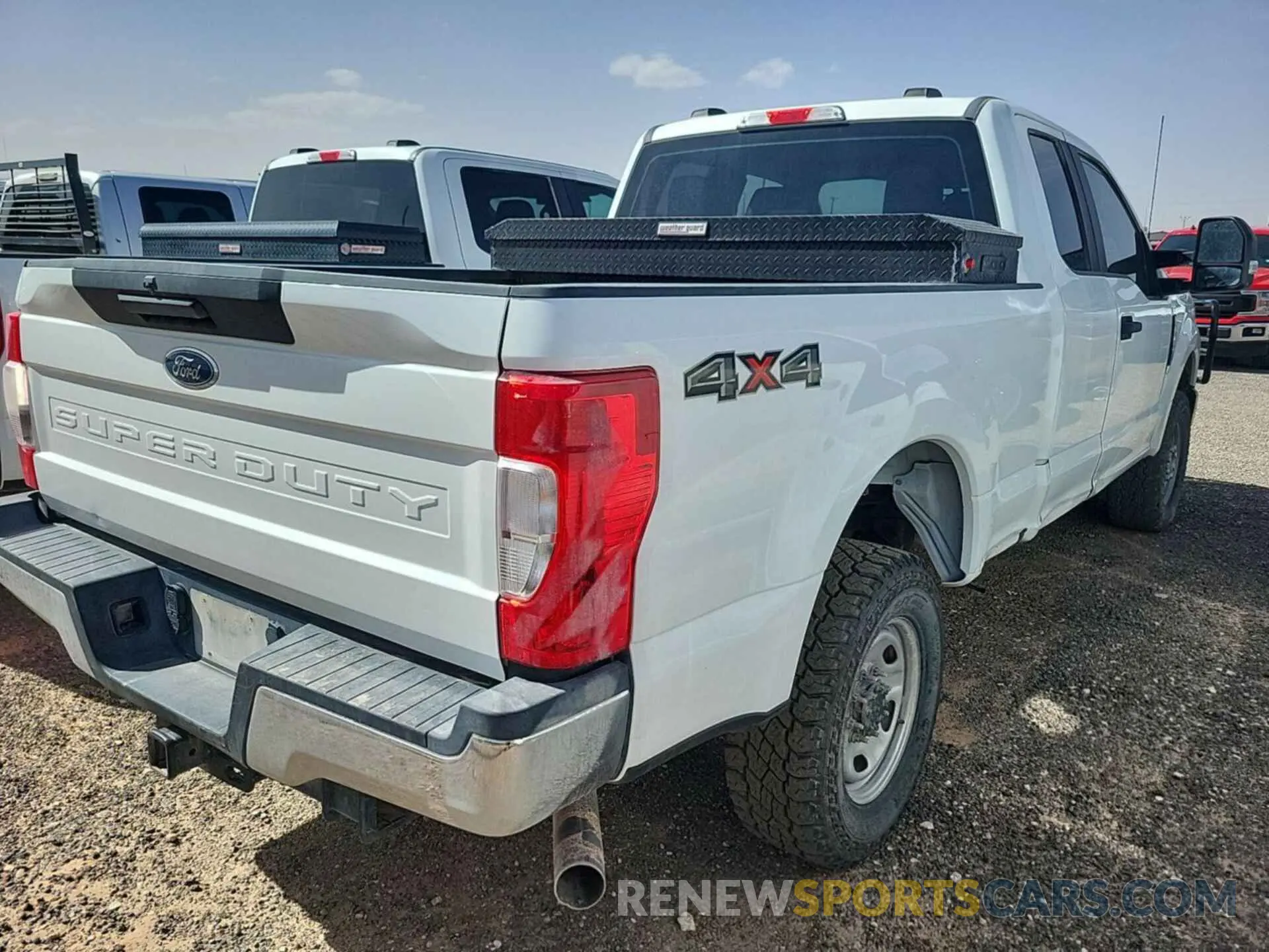 21 Photograph of a damaged car 1FT7X2B60NEE90697 FORD F250 2022