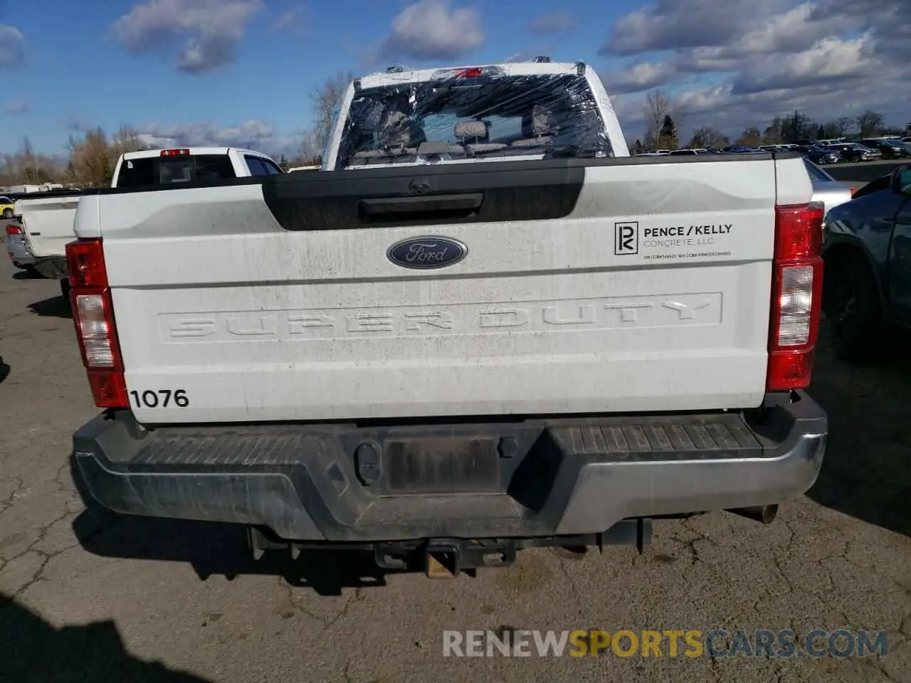 6 Photograph of a damaged car 1FT7X2B60NEF27845 FORD F250 2022