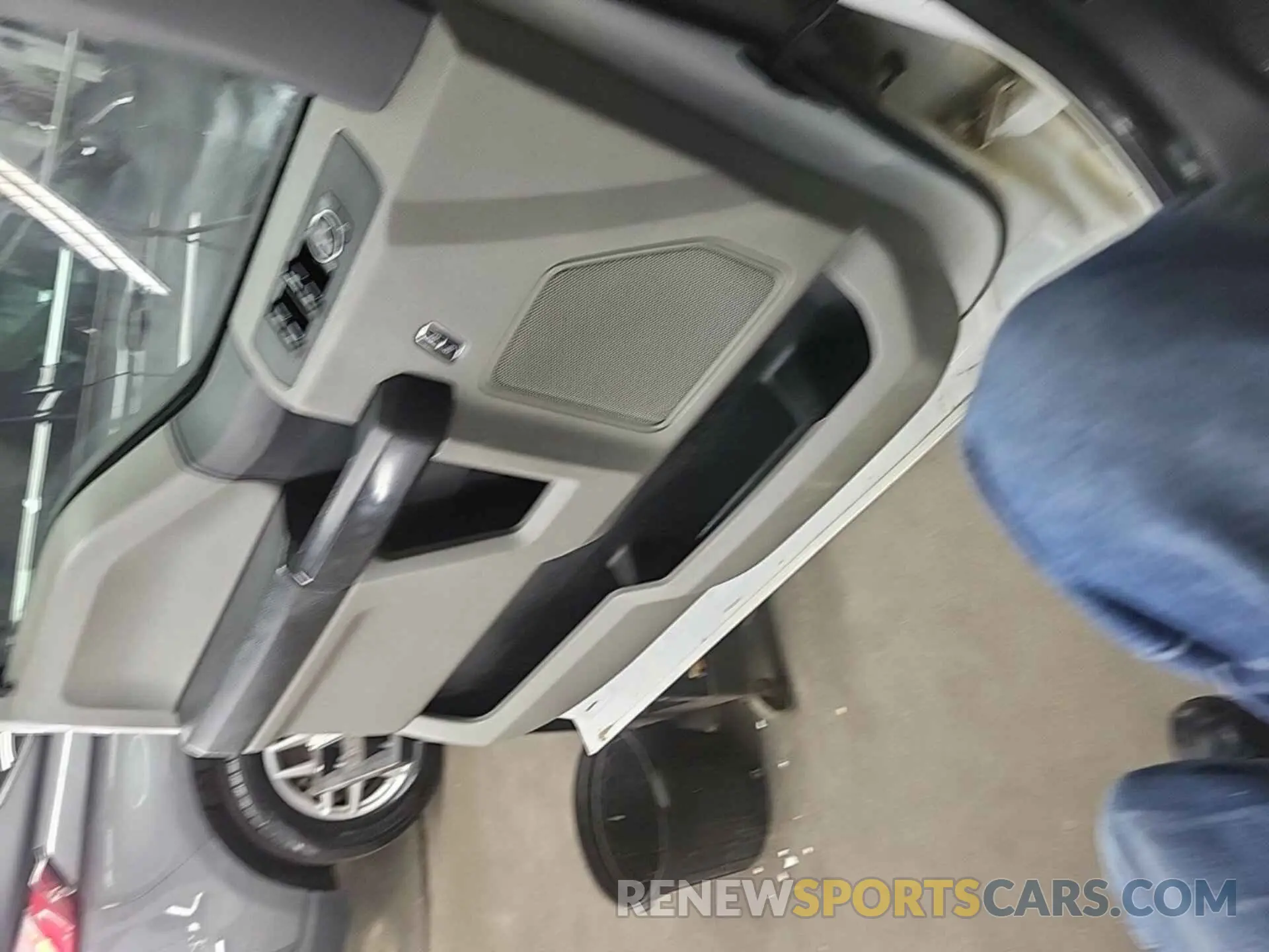 19 Photograph of a damaged car 1FT7X2B64NEE67861 FORD F250 2022