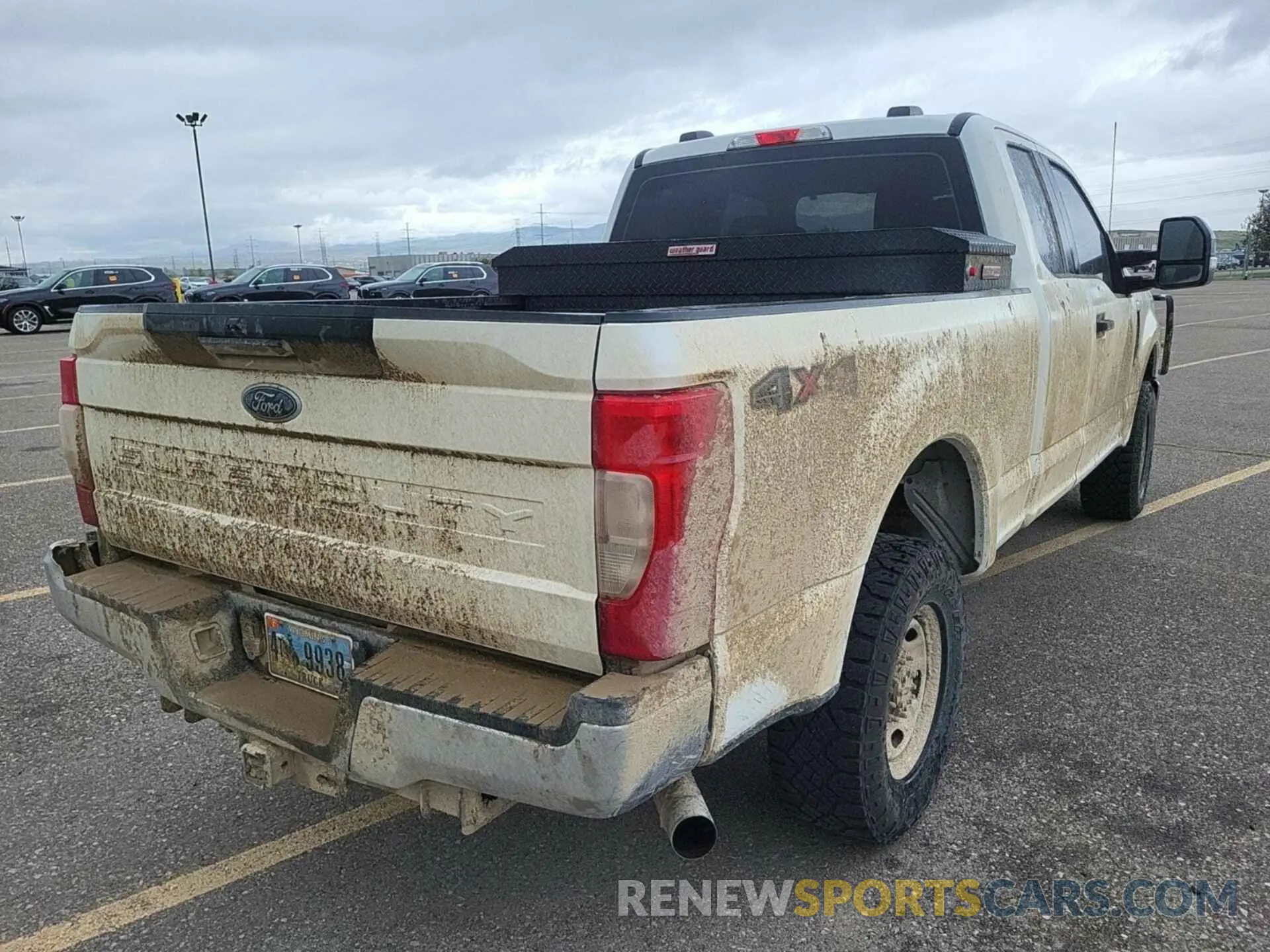 21 Photograph of a damaged car 1FT7X2B64NEE67861 FORD F250 2022