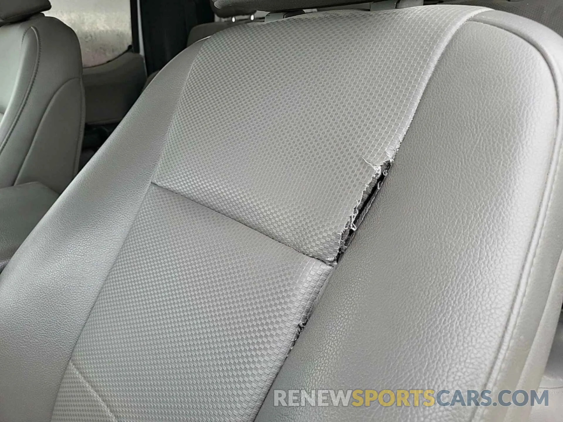 22 Photograph of a damaged car 1FT7X2B64NEE67861 FORD F250 2022