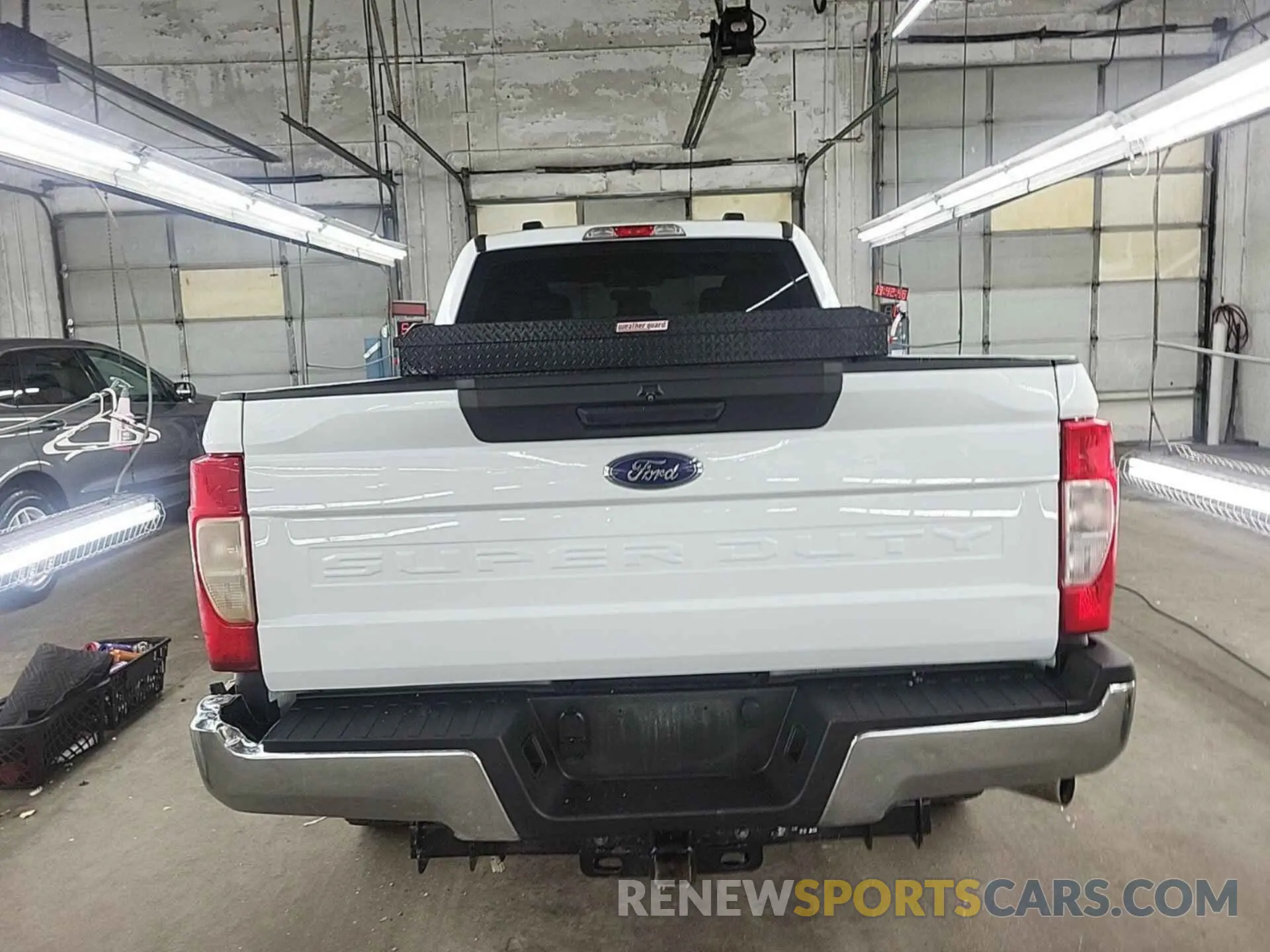 54 Photograph of a damaged car 1FT7X2B64NEE67861 FORD F250 2022