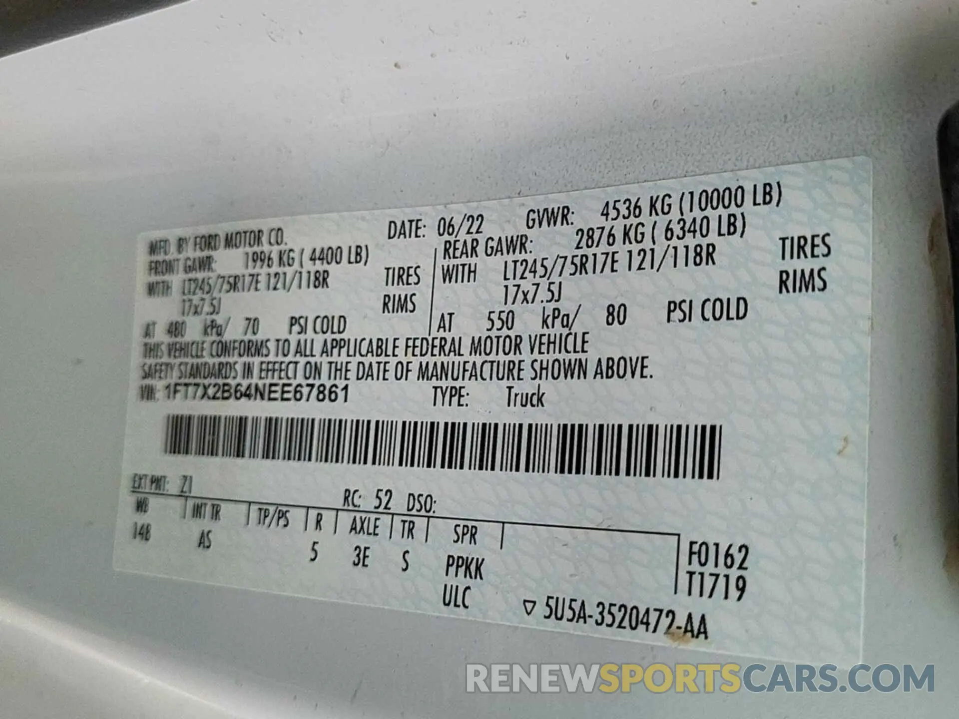 8 Photograph of a damaged car 1FT7X2B64NEE67861 FORD F250 2022