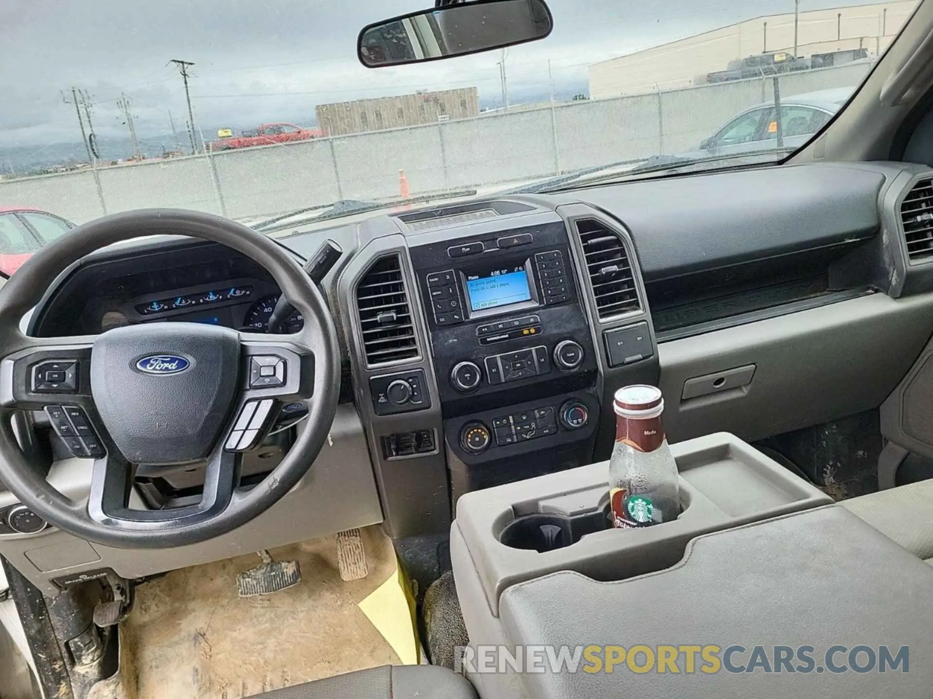 11 Photograph of a damaged car 1FT7X2B66NEE67862 FORD F250 2022