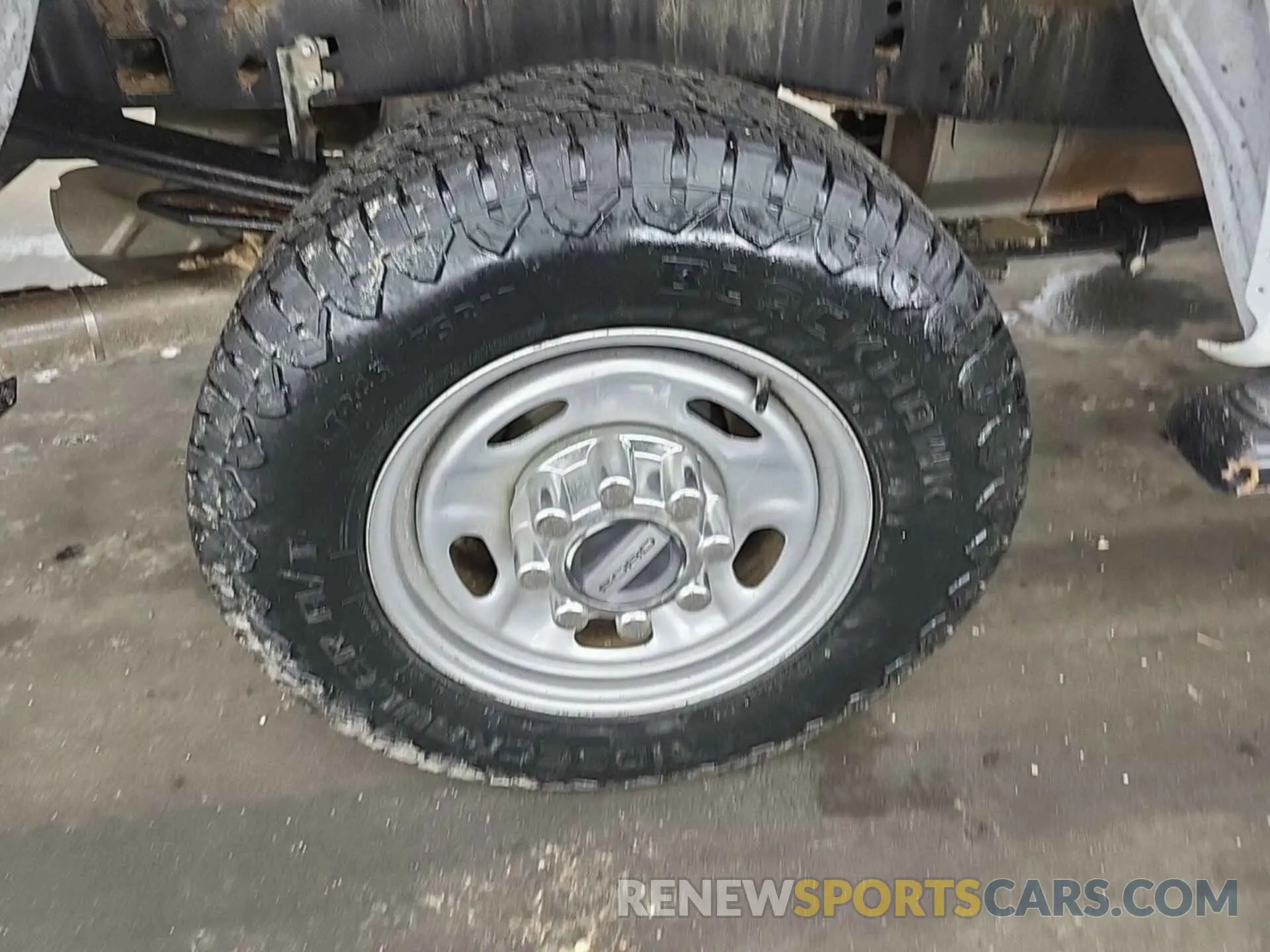 51 Photograph of a damaged car 1FT7X2B67NEE90695 FORD F250 2022