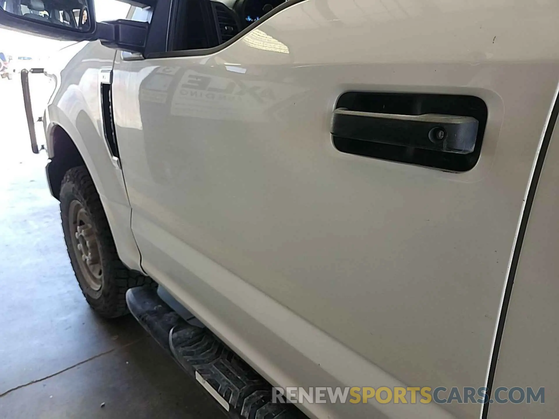 16 Photograph of a damaged car 1FT7X2B69NEE58170 FORD F250 2022