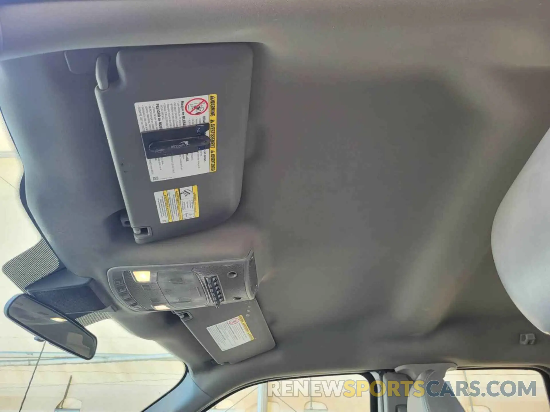 27 Photograph of a damaged car 1FT7X2B69NEE58170 FORD F250 2022