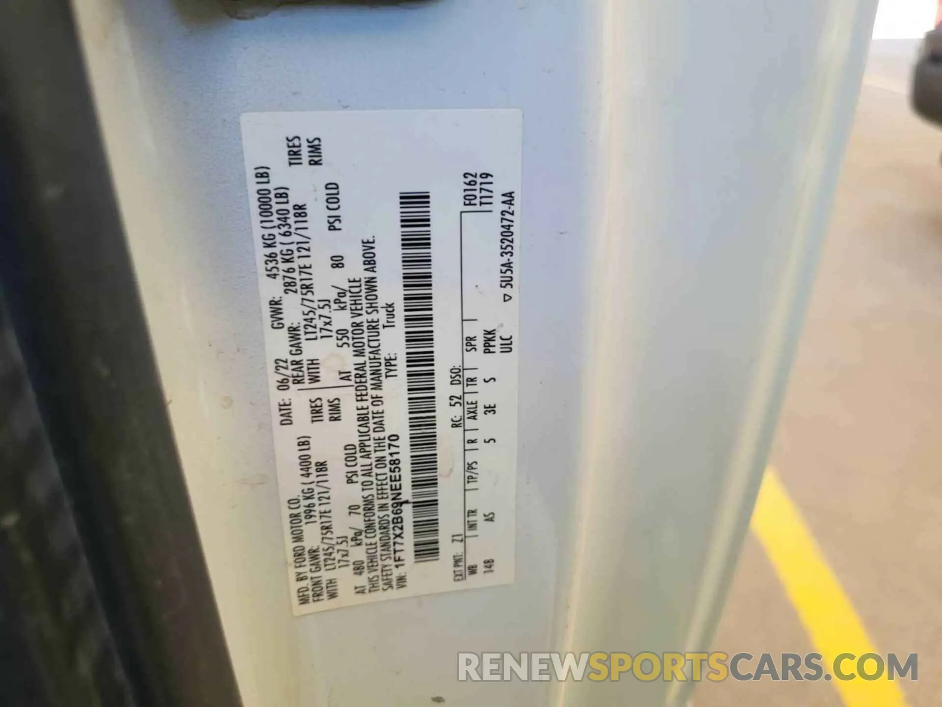 29 Photograph of a damaged car 1FT7X2B69NEE58170 FORD F250 2022