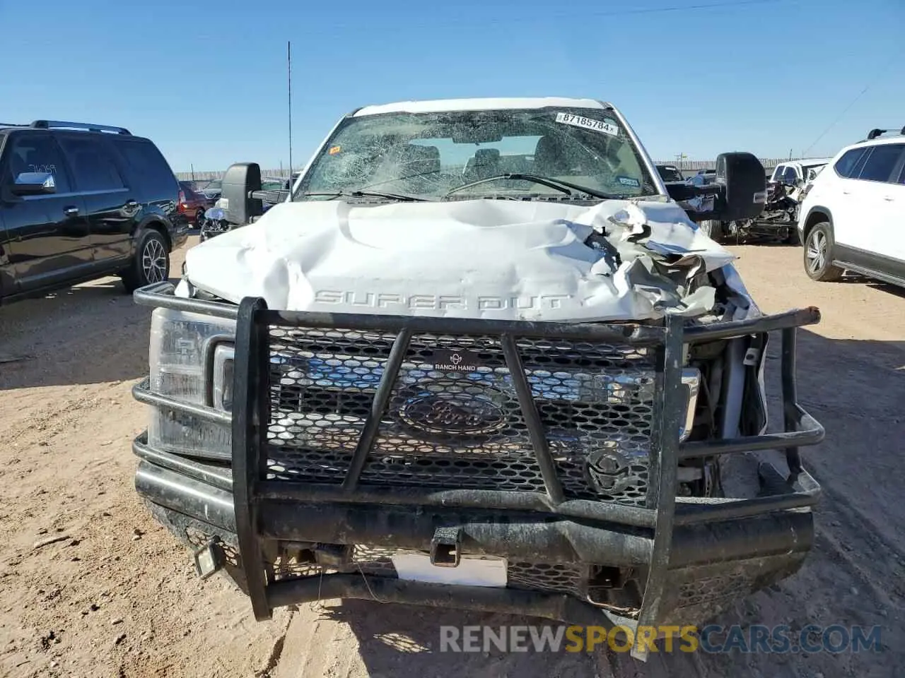 5 Photograph of a damaged car 1FT8W2BT0NED12995 FORD F250 2022