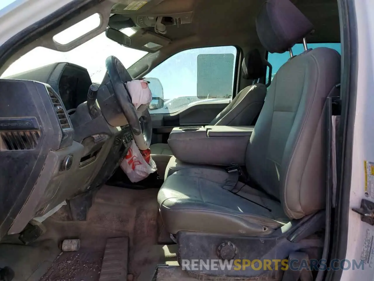 7 Photograph of a damaged car 1FT8W2BT0NED12995 FORD F250 2022