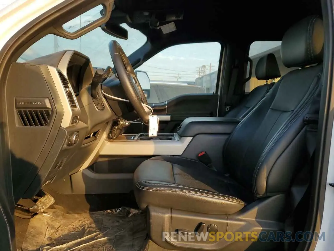 7 Photograph of a damaged car 1FT8W2BT2NEF64554 FORD F250 2022