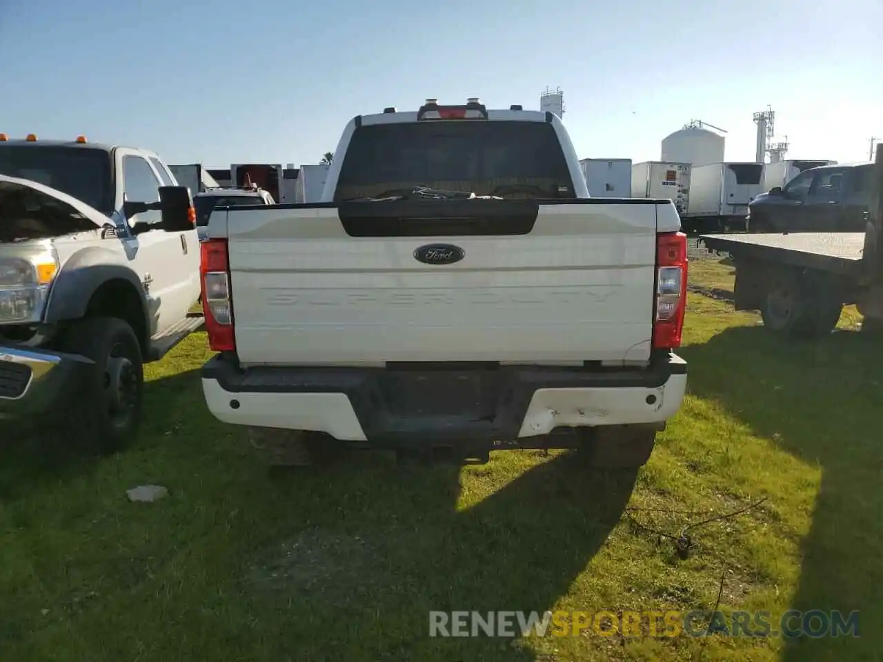 6 Photograph of a damaged car 1FT8W2BT4NEE40317 FORD F250 2022