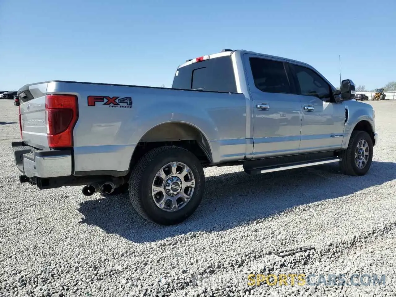 3 Photograph of a damaged car 1FT8W2BT5NEG00883 FORD F250 2022