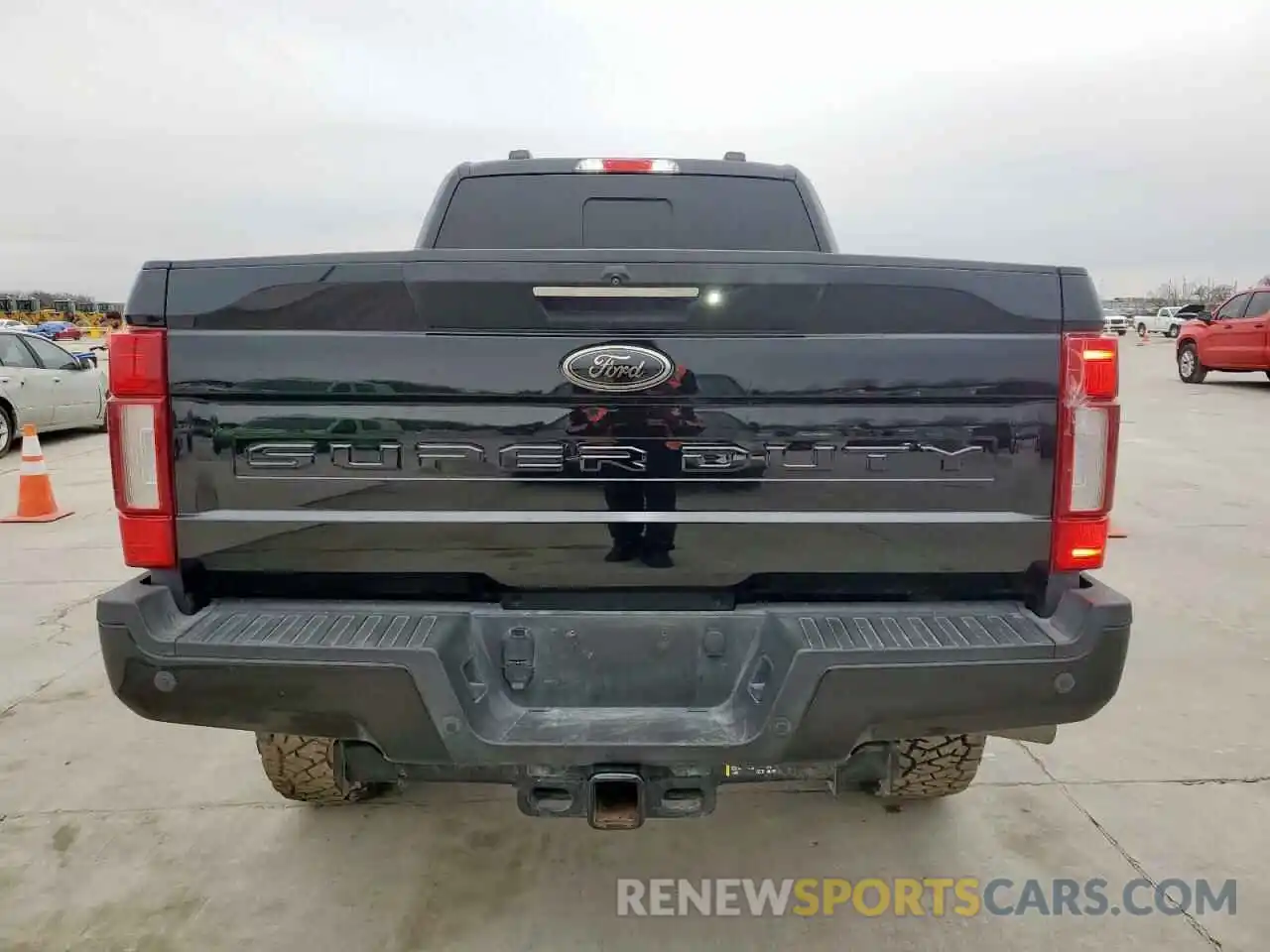 6 Photograph of a damaged car 1FT8W2BT7NEC86959 FORD F250 2022