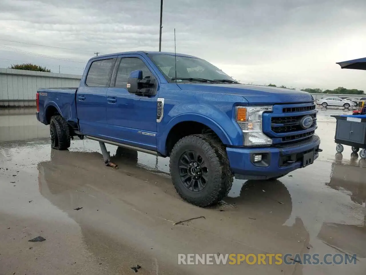 4 Photograph of a damaged car 1FT8W2BT7NEG01131 FORD F250 2022