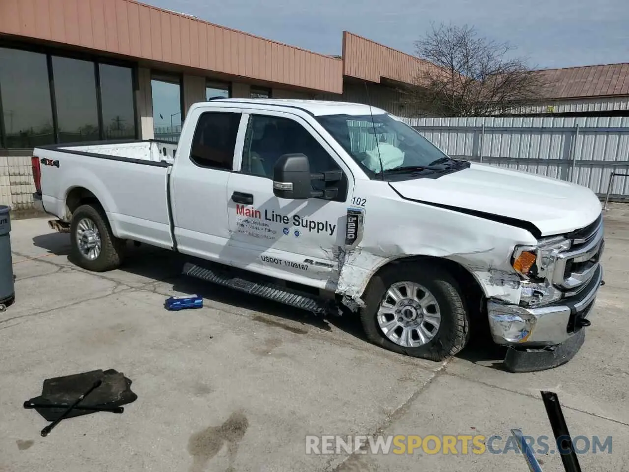 4 Photograph of a damaged car 1FT8X2BT1NEC84704 FORD F250 2022