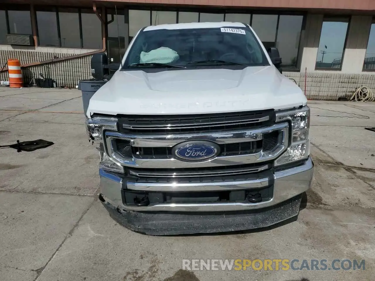5 Photograph of a damaged car 1FT8X2BT1NEC84704 FORD F250 2022