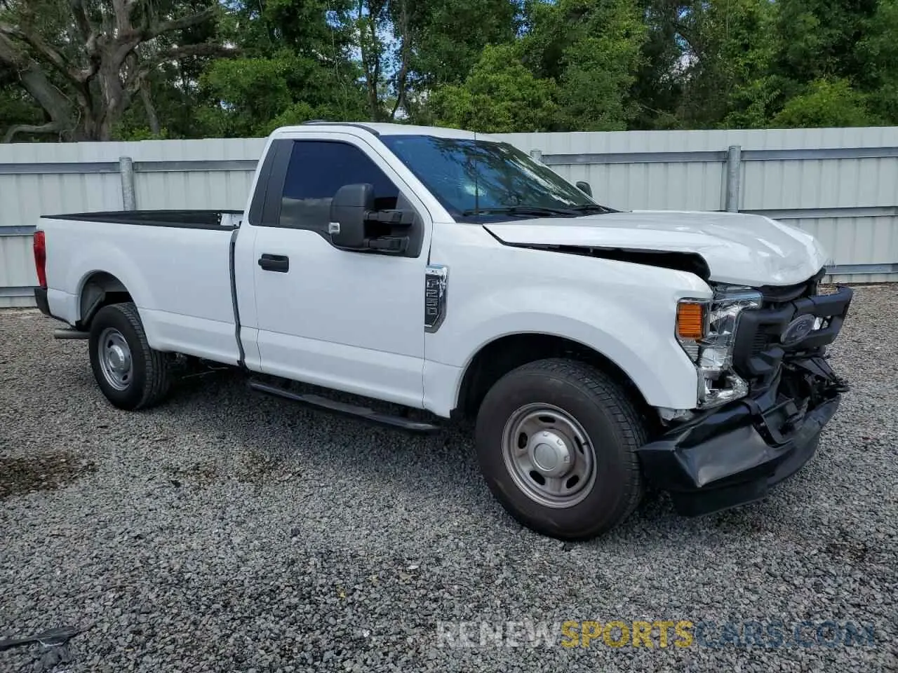 4 Photograph of a damaged car 1FTBF2A60NEF41677 FORD F250 2022