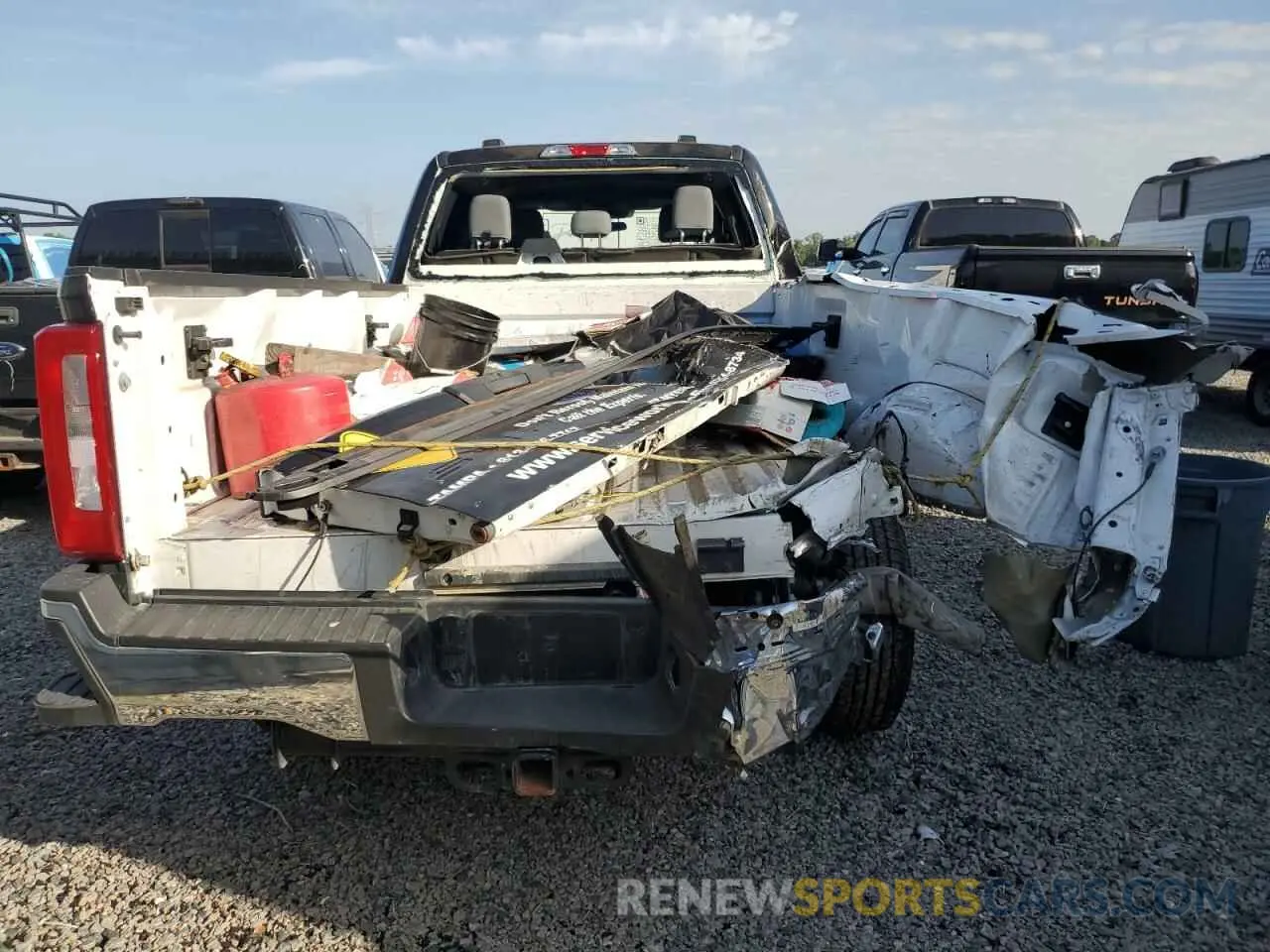 6 Photograph of a damaged car 1FT7W2BA1PED44836 FORD F250 2023