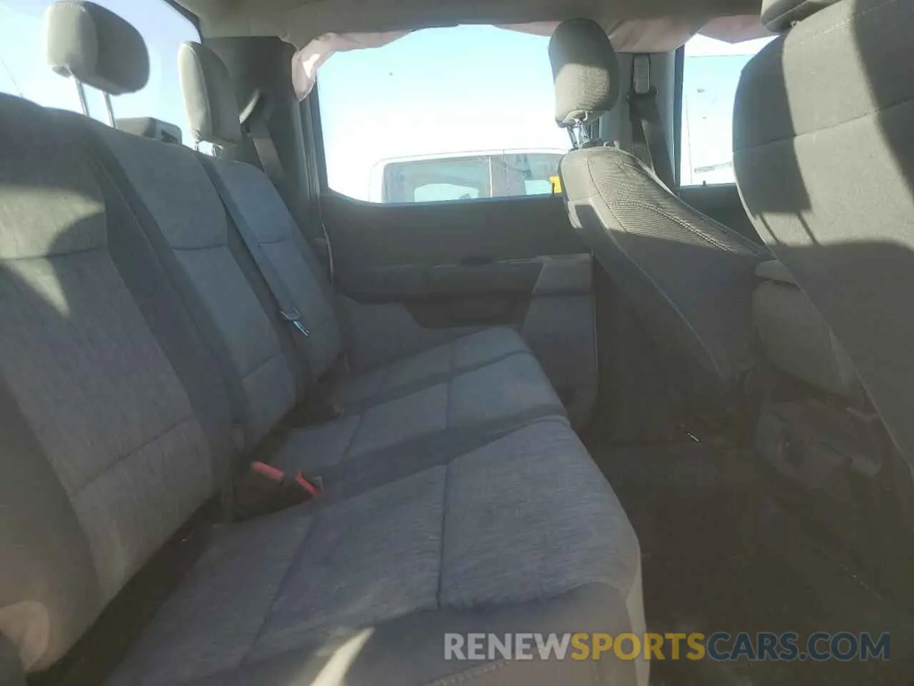 10 Photograph of a damaged car 1FT7W2BA5PED32561 FORD F250 2023