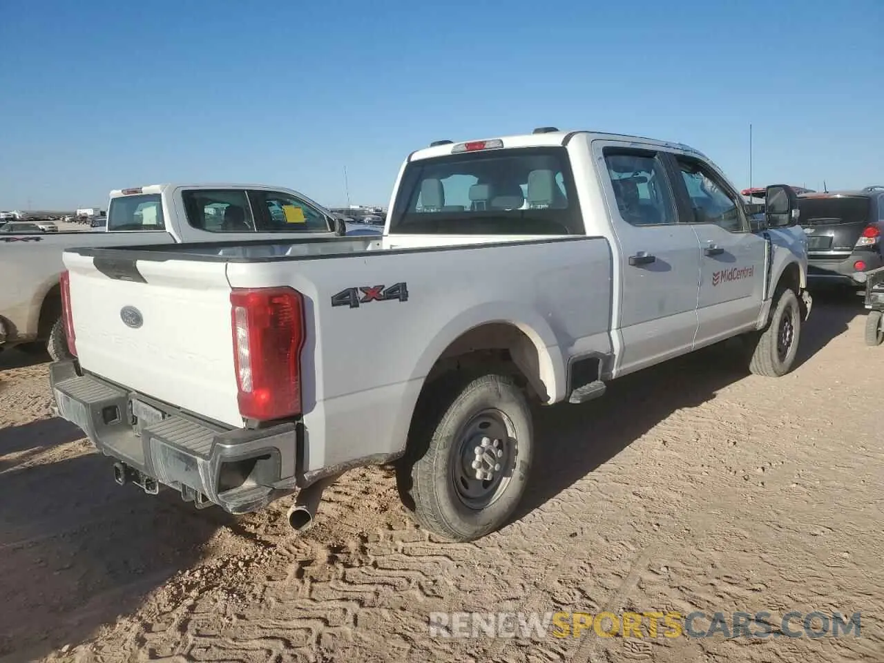 3 Photograph of a damaged car 1FT7W2BA5PED32561 FORD F250 2023