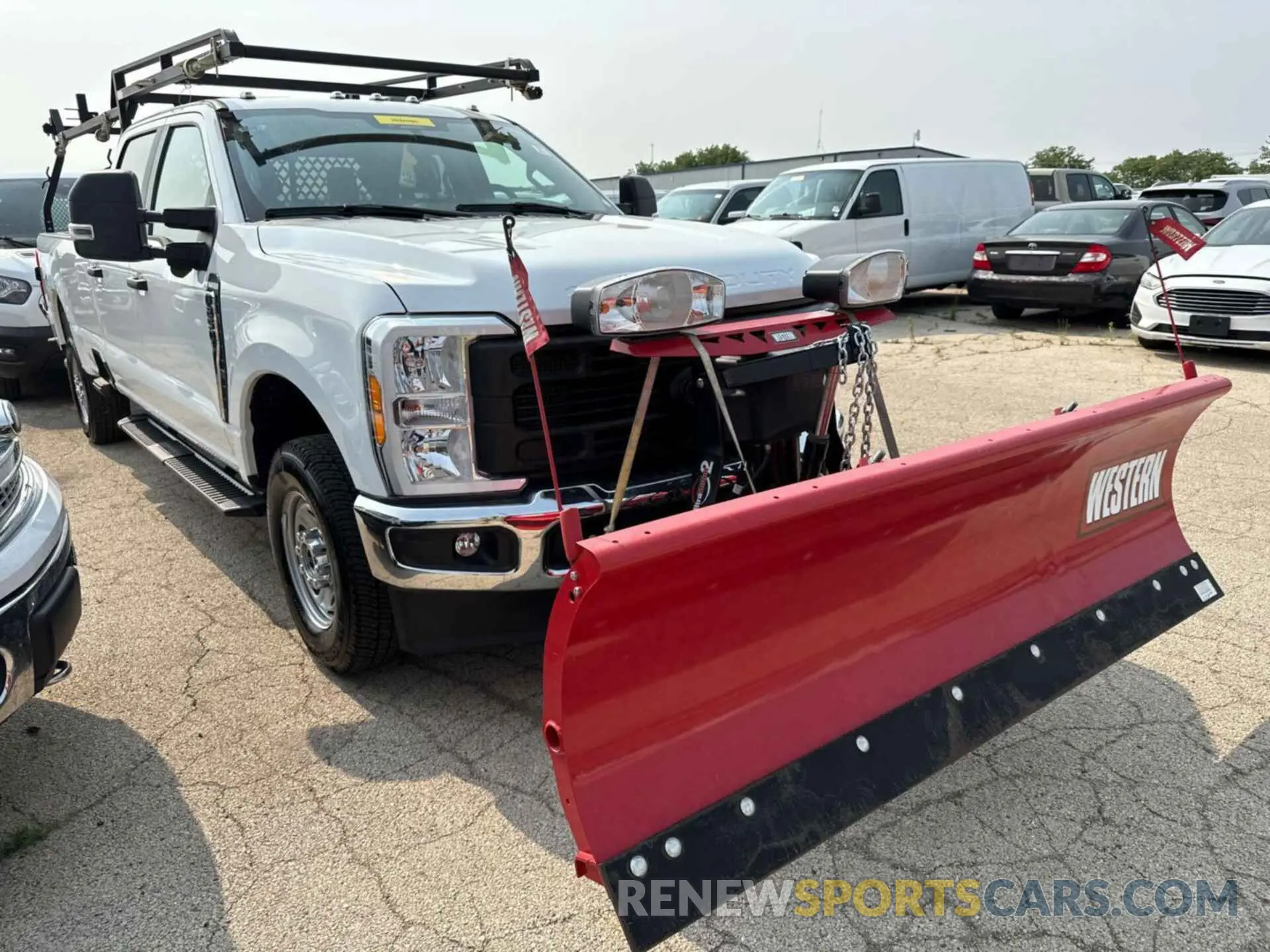 19 Photograph of a damaged car 1FT7W2BA7PEC58785 FORD F250 2023