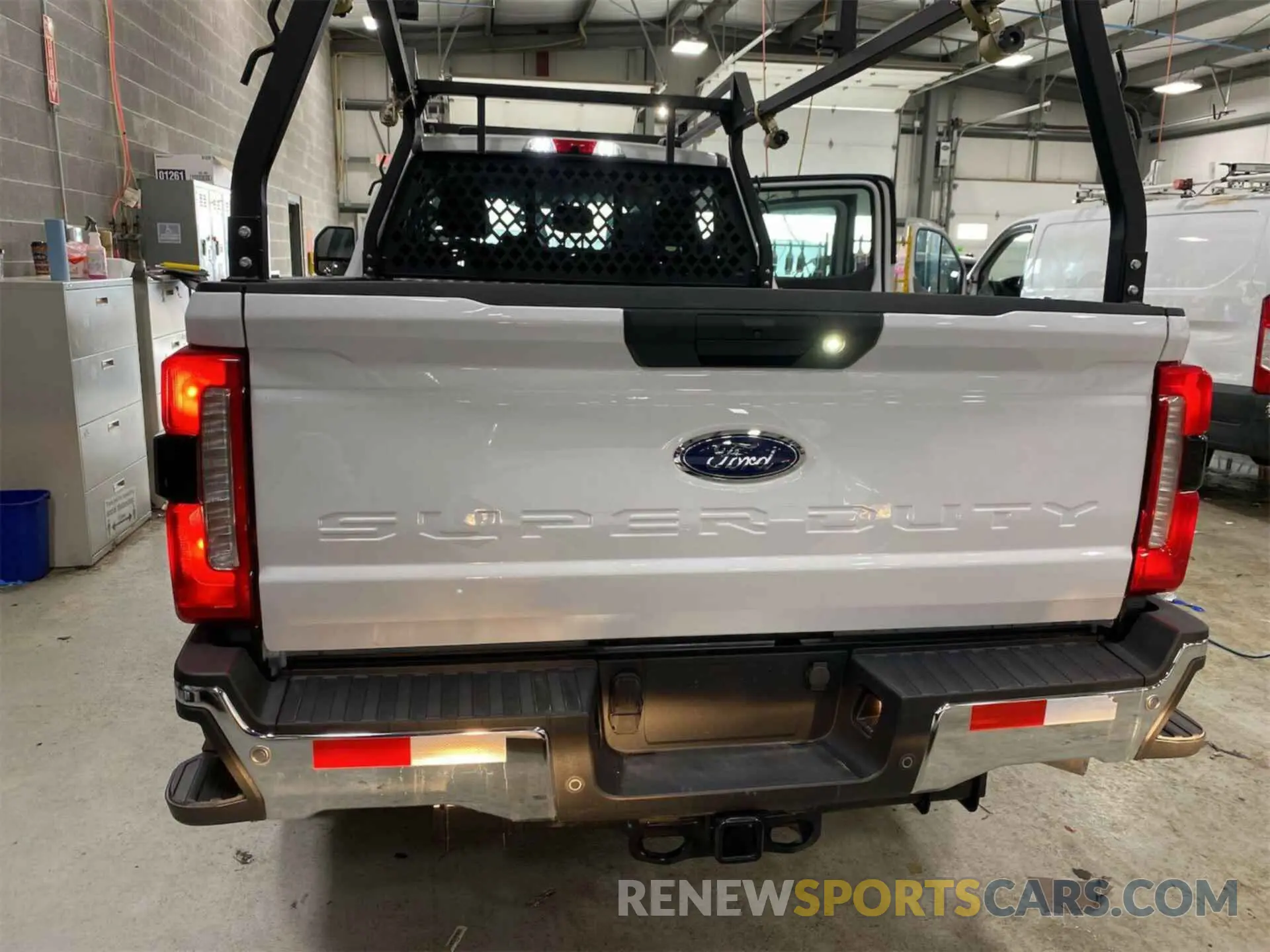5 Photograph of a damaged car 1FT7W2BA7PEC58785 FORD F250 2023