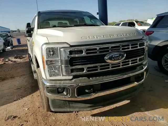 11 Photograph of a damaged car 1FT7W2BN7PED35643 FORD F250 2023