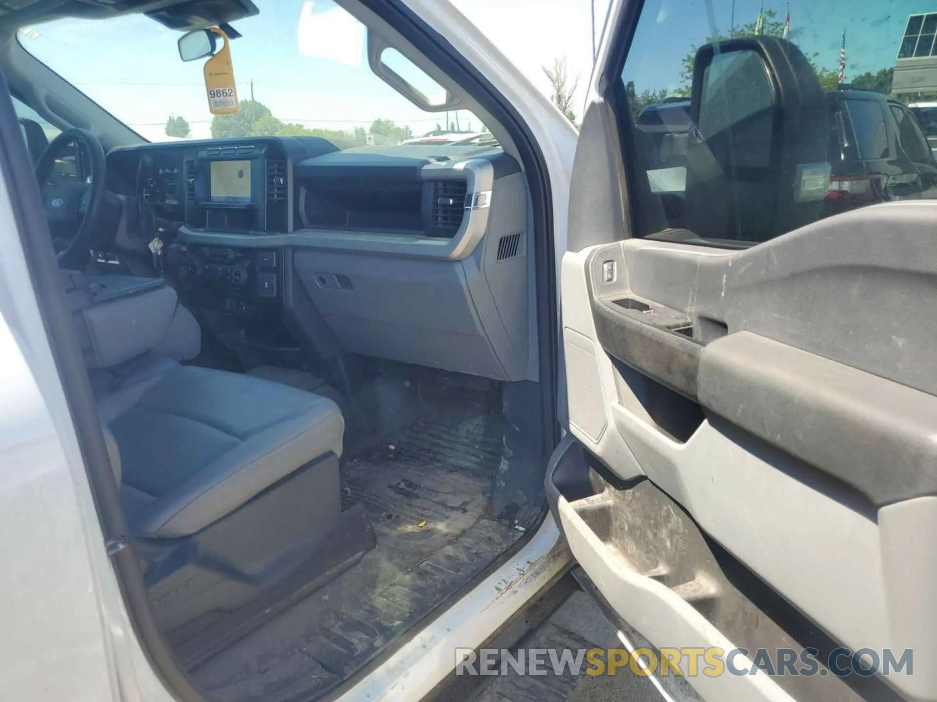 24 Photograph of a damaged car 1FT7W2BT9PEC17317 FORD F250 2023