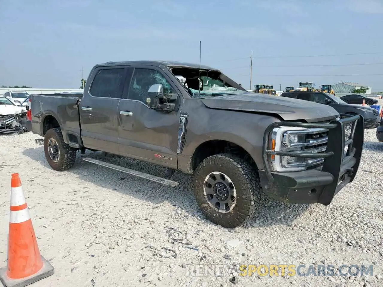 4 Photograph of a damaged car 1FT8W2BM6PED18604 FORD F250 2023
