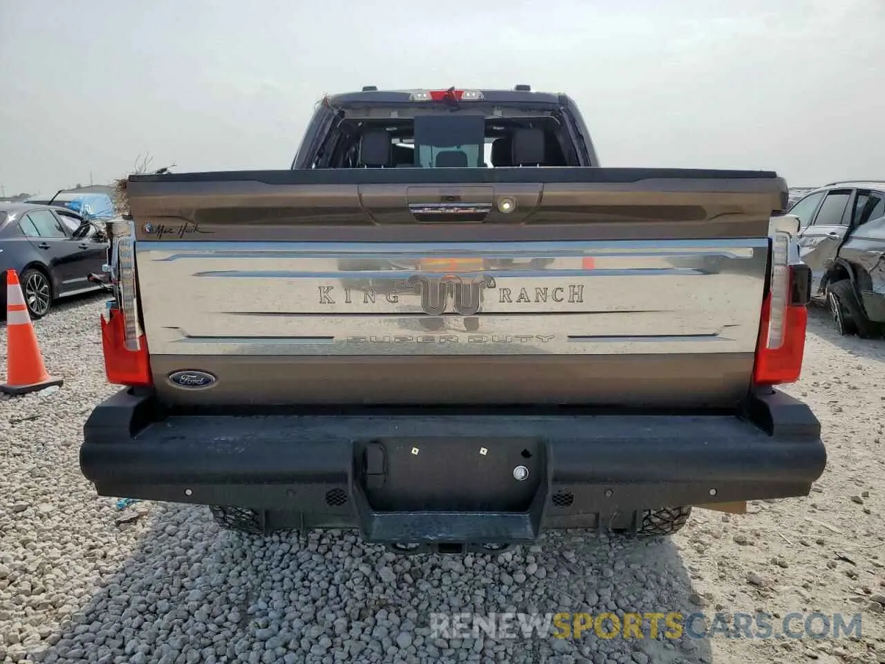 6 Photograph of a damaged car 1FT8W2BM6PED18604 FORD F250 2023