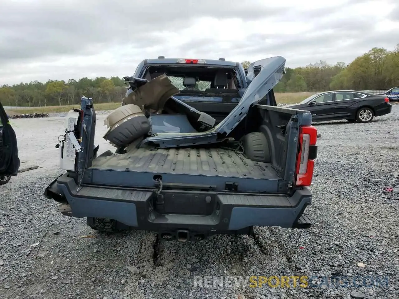 6 Photograph of a damaged car 1FT8W2BM9PED63309 FORD F250 2023