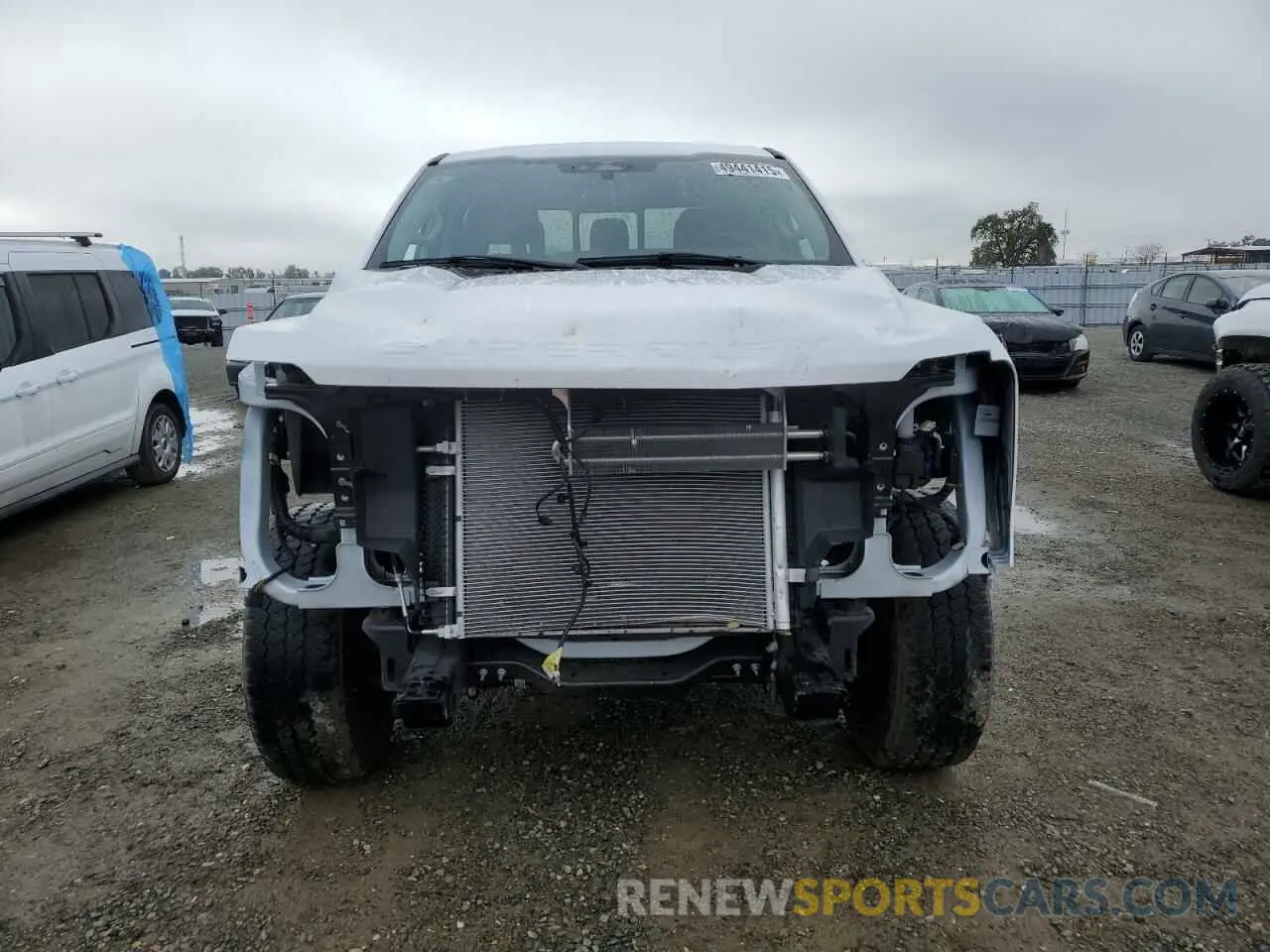 5 Photograph of a damaged car 1FT8W2BN4PED34325 FORD F250 2023