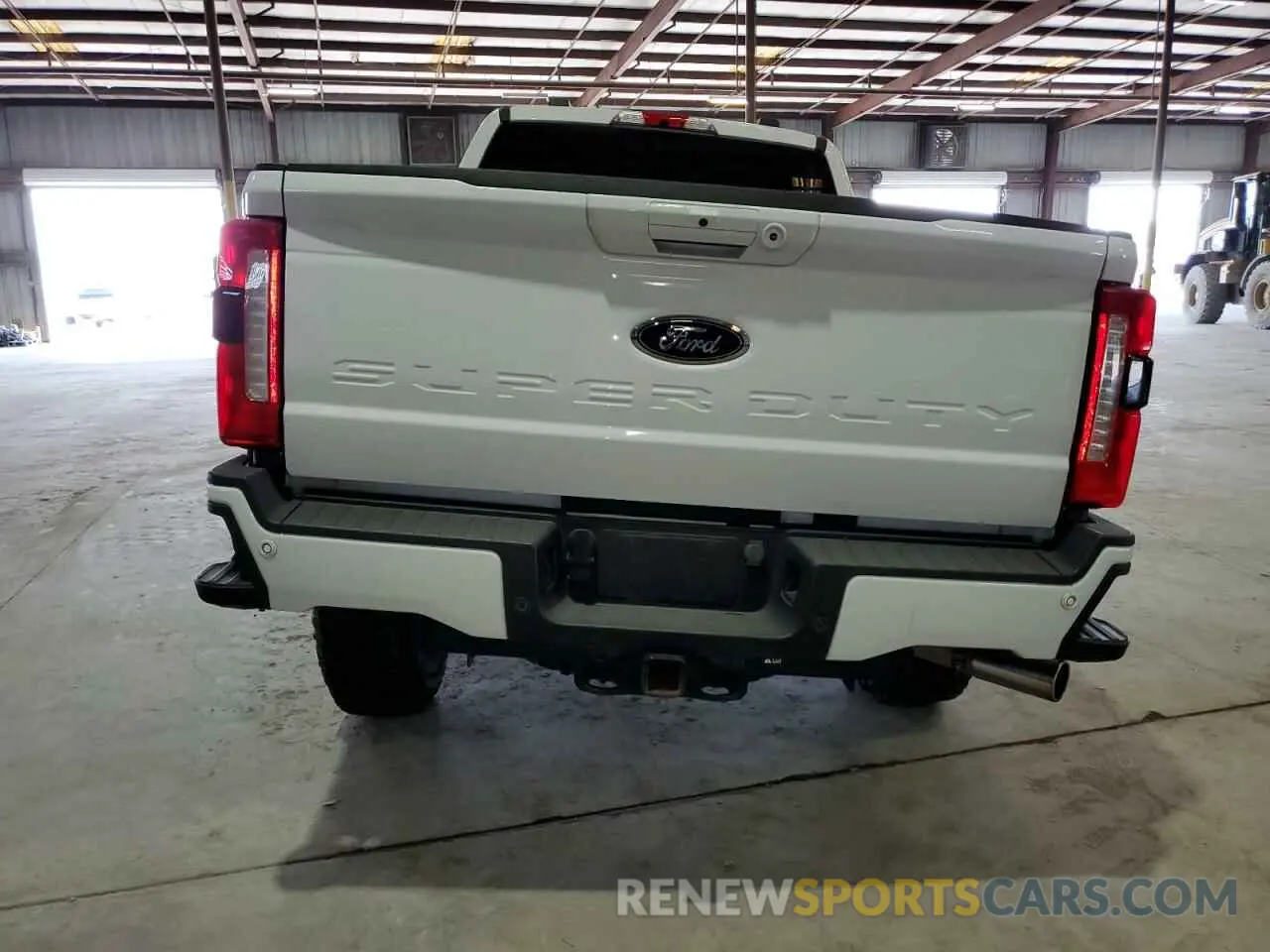 6 Photograph of a damaged car 1FT8W2BN4PED78194 FORD F250 2023