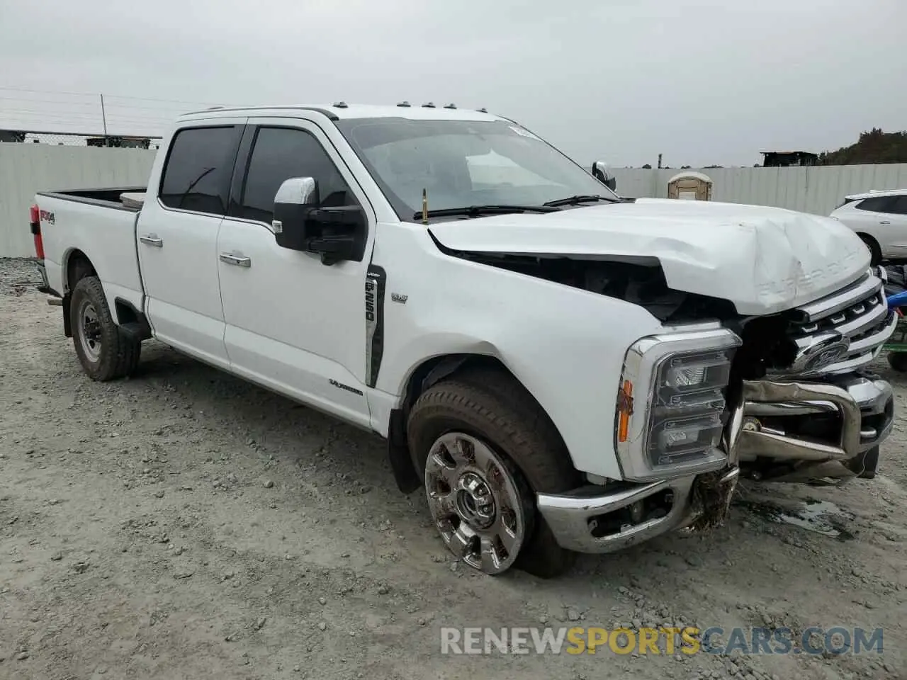 4 Photograph of a damaged car 1FT8W2BN6PED91576 FORD F250 2023