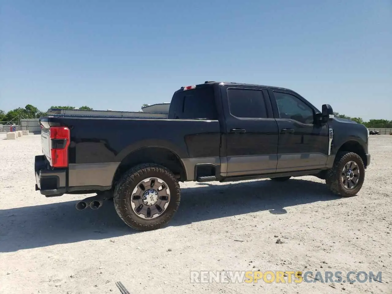 3 Photograph of a damaged car 1FT8W2BT2PED97003 FORD F250 2023