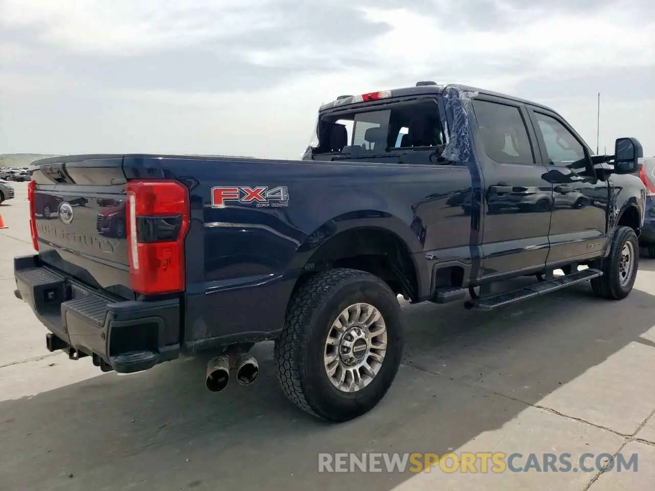 3 Photograph of a damaged car 1FT8W2BT8PED58853 FORD F250 2023