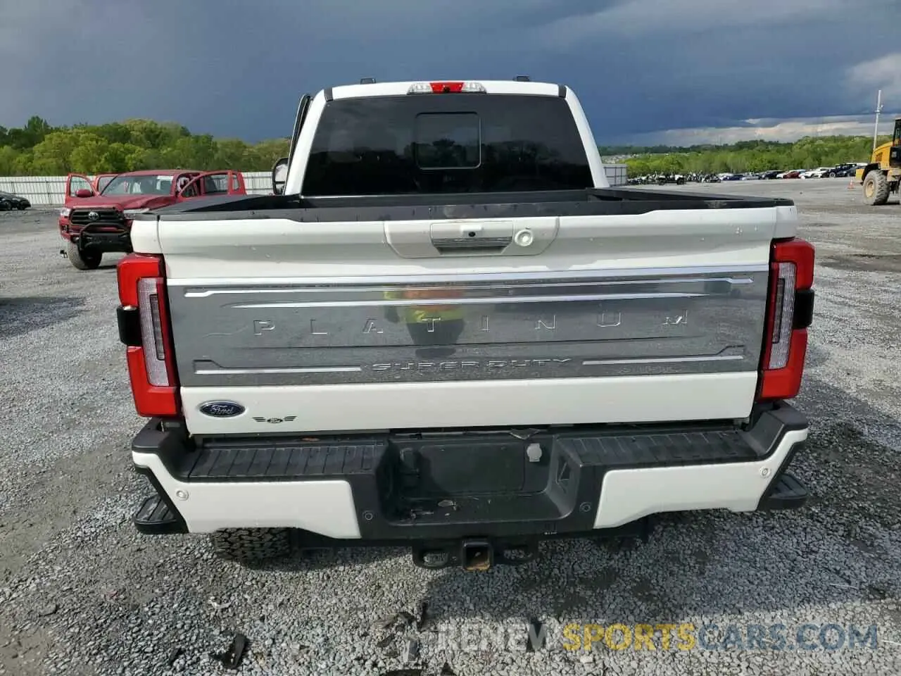 6 Photograph of a damaged car 1FT8W2BTXPED12702 FORD F250 2023