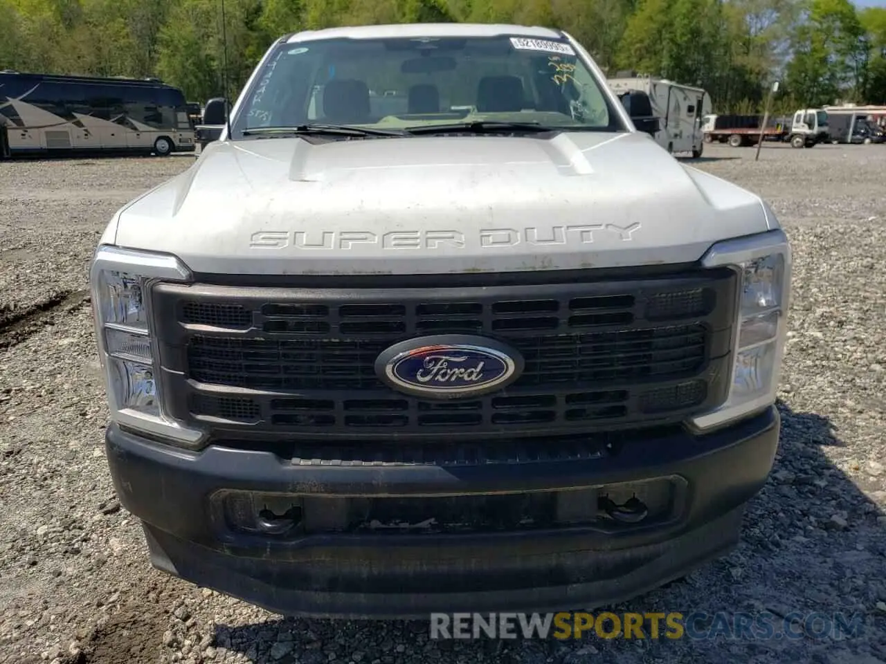 5 Photograph of a damaged car 1FTBF2BA0PED83301 FORD F250 2023