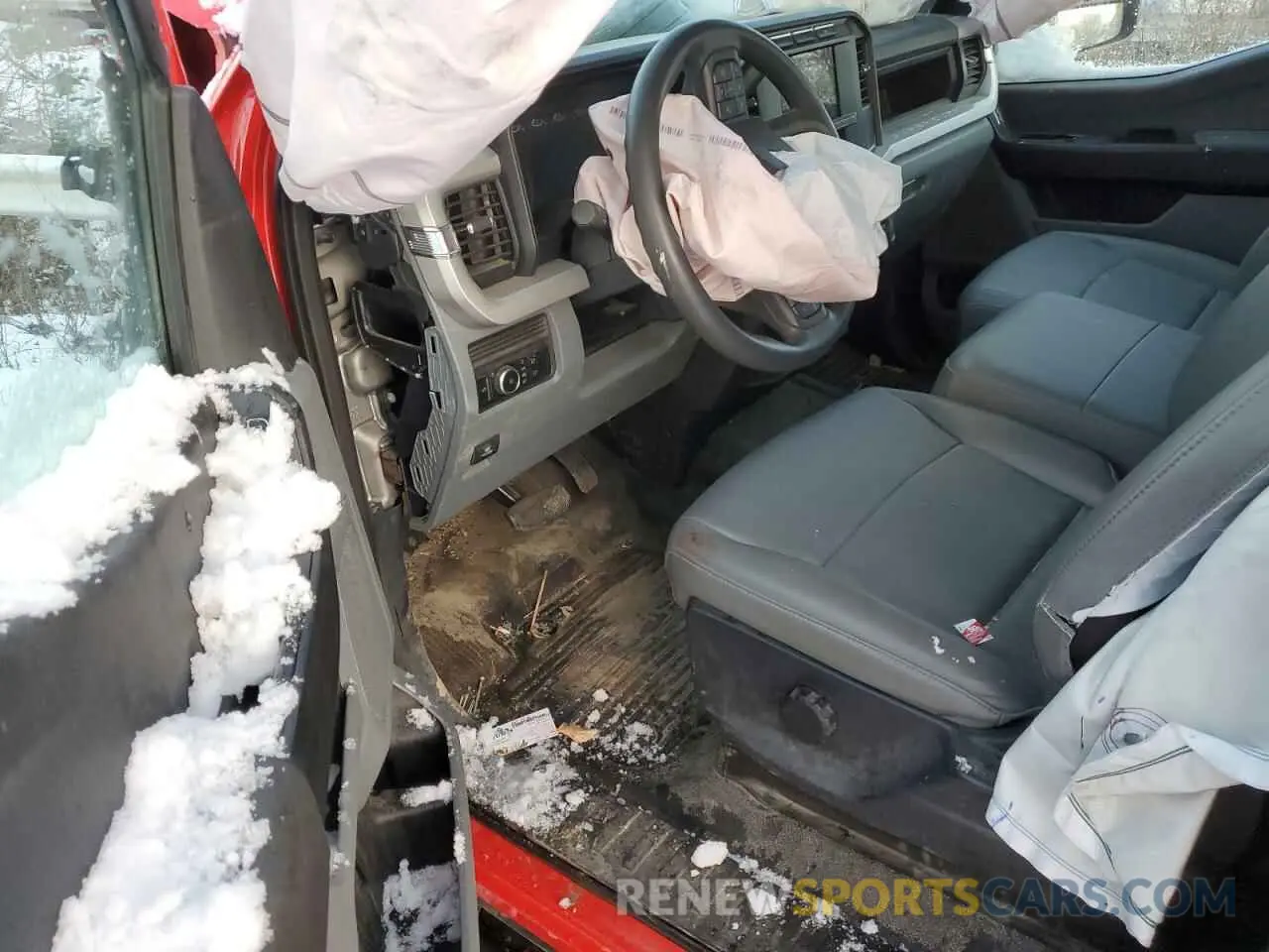 8 Photograph of a damaged car 1FTBF2BA4PEC28153 FORD F250 2023