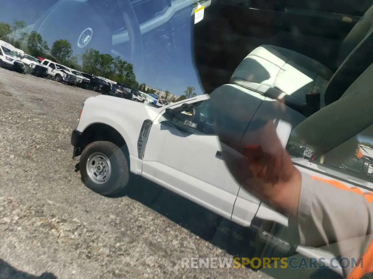 8 Photograph of a damaged car 1FTBF2BAXPED77456 FORD F250 2023