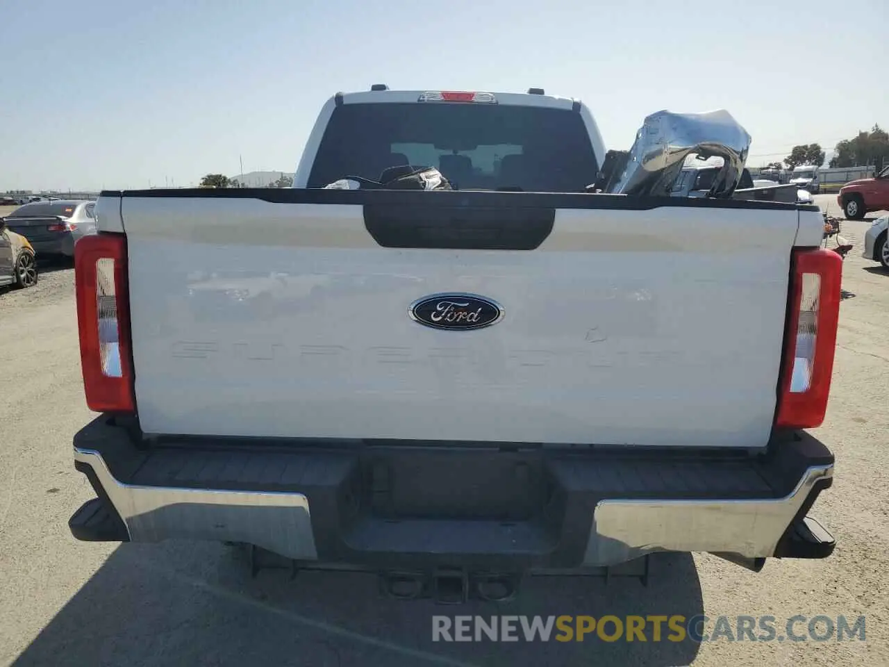 6 Photograph of a damaged car 1FT7W2BA8REE06252 FORD F250 2024