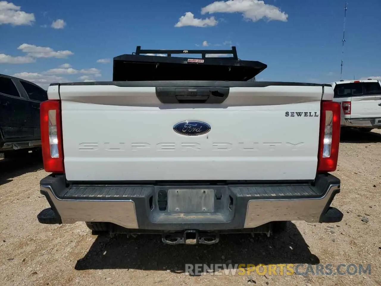 6 Photograph of a damaged car 1FT7W2BT0REC94404 FORD F250 2024