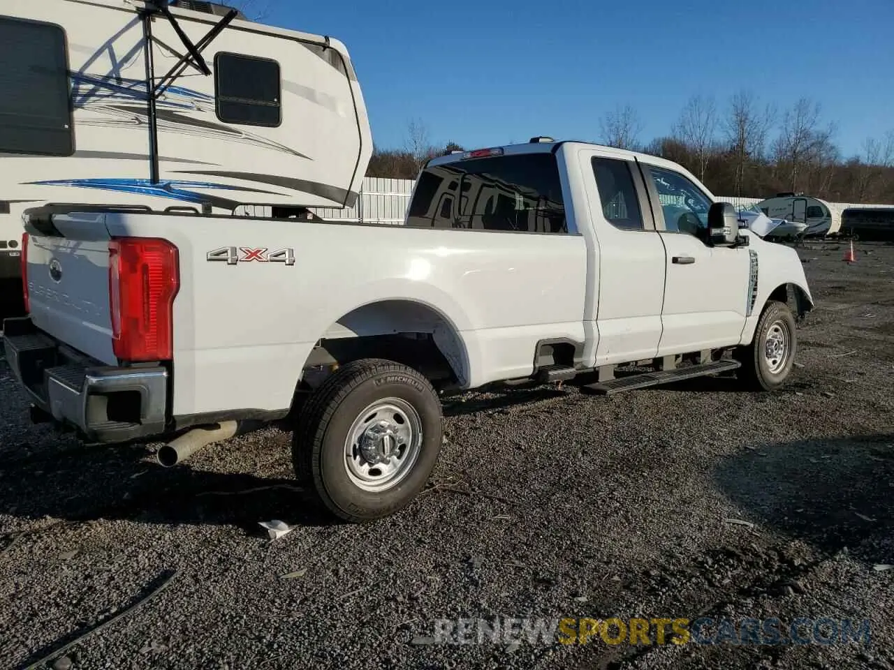 3 Photograph of a damaged car 1FT7X2BAXRED60131 FORD F250 2024