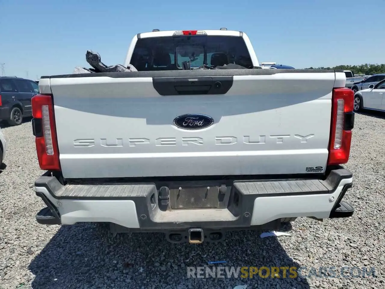 6 Photograph of a damaged car 1FT8W2BA7REC55084 FORD F250 2024