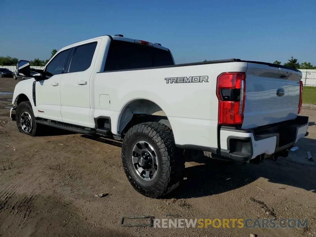 2 Photograph of a damaged car 1FT8W2BM3REC31696 FORD F250 2024