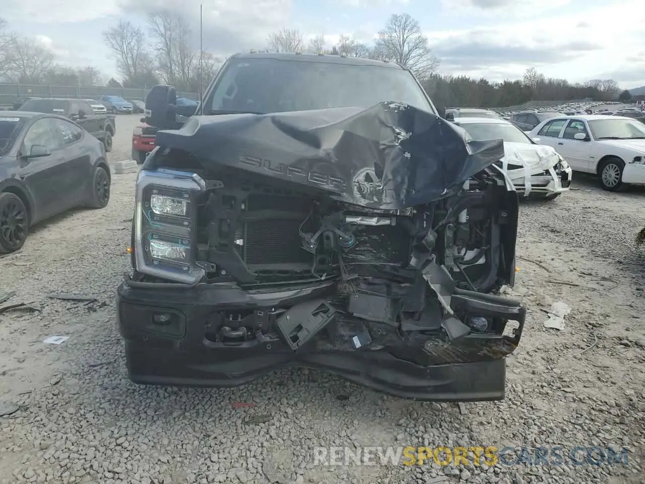 5 Photograph of a damaged car 1FT8W2BMXRED95463 FORD F250 2024