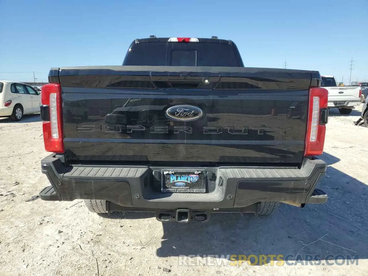 6 Photograph of a damaged car 1FT8W2BN8REE93710 FORD F250 2024