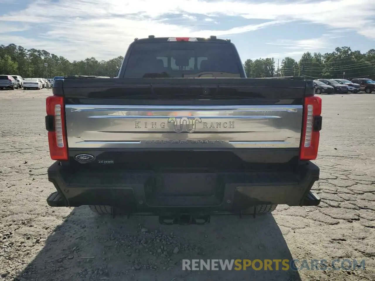 6 Photograph of a damaged car 1FT8W2BT0REF29825 FORD F250 2024
